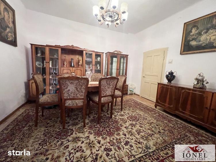 Casă cu 4 camere cu Teren 1819 Mp în Ciugud