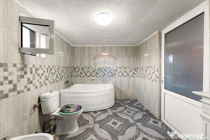 Casă cu 4 camere cu Teren 2056 Mp în Iratoșu