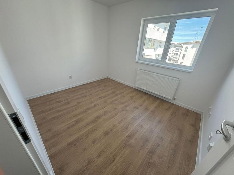 Apartament cu 2 camere decomandat în Sud