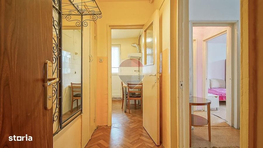 Apartament cu 2 camere semidecomandat în Est