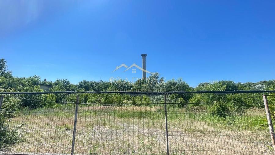 Teren Construcții intravilan de 9850 mp, în Zona Liberă