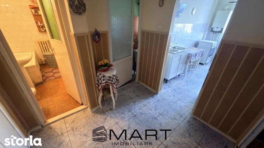 Apartament cu 2 camere decomandat, mobilat în Vasile Aaron