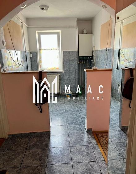 Apartament cu 3 camere semidecomandat, mobilat în Central
