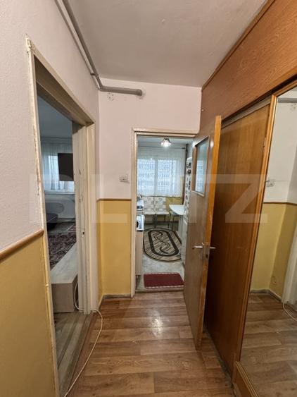 Apartament cu 2 camere semidecomandat, mobilat în Vest