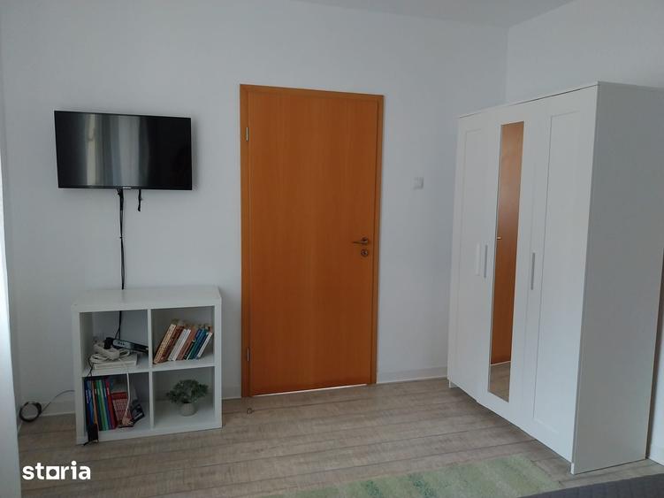Casă cu 2 camere cu Teren 317 Mp în Schei