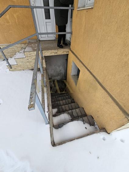 Casă individuală cu 6 camere cu Canalizare în Beclean