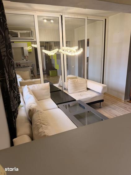 Apartament cu 3 camere în Tineretului