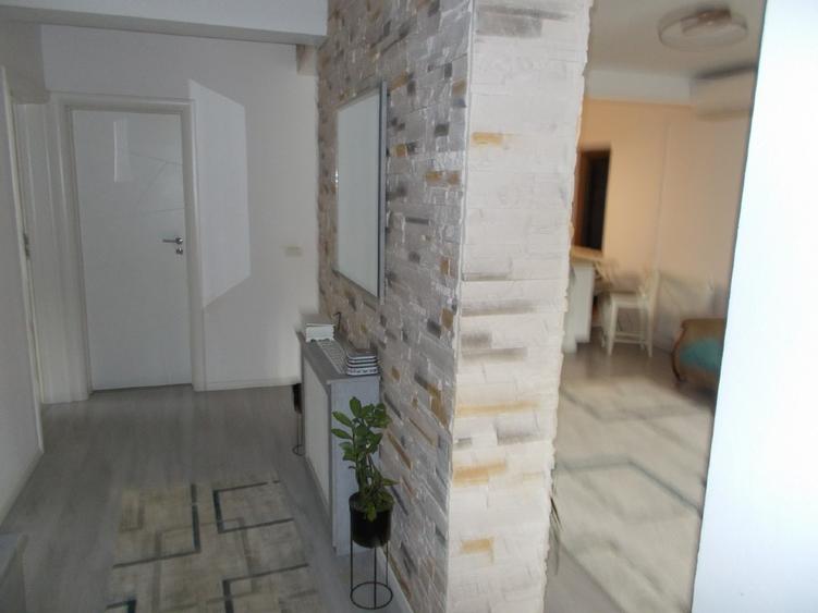Duplex cu 3 camere cu Teren 316 Mp în Moșnița Veche