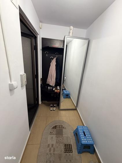 Apartament cu 3 camere decomandat în Exterior Vest