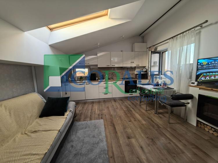 Apartament cu 3 camere decomandat, mobilat în Dumbrăvița