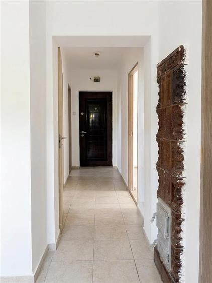 Apartament cu 2 camere decomandat în Spitalul Județean