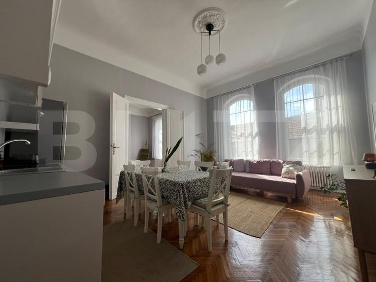 Apartament cu 4 camere decomandat, mobilat în Ultracentral