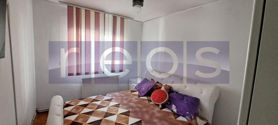 Apartament cu 4 camere decomandat, mobilat în Central