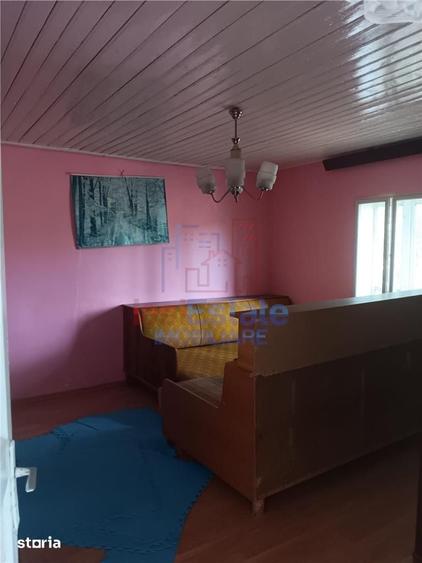 Vorovesti str Principala TEREN 1200mp cu CASA batraneasca 64mp toate u - 8
