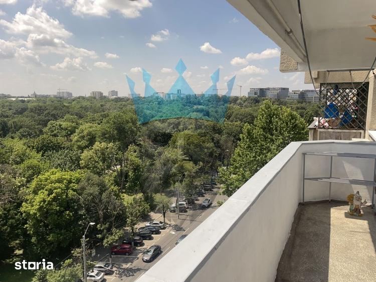 Apartament cu 3 camere în Tineretului