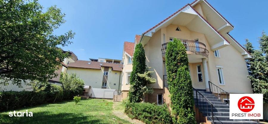 Casă cu 4 camere în Vulcan