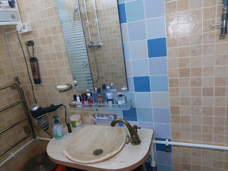 Casă cu 3 camere cu Teren 5400 Mp în Dumbrava