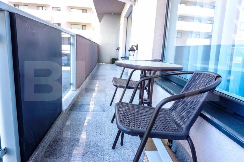 Apartament cu 2 camere semidecomandat, mobilat în Mărăști