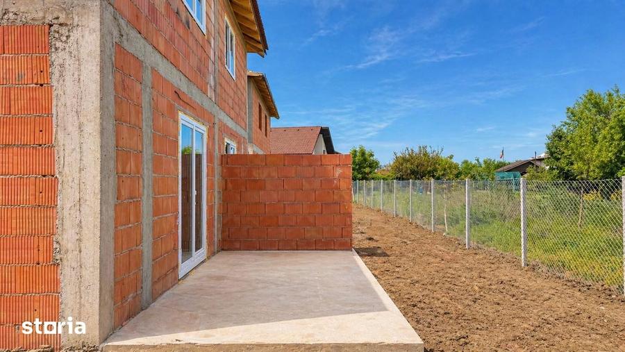 Casă cu 3 camere cu Teren 200 Mp în Remetea Mare