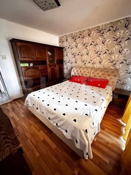 Apartament cu 4 camere decomandat, mobilat în Câmpia Turzii