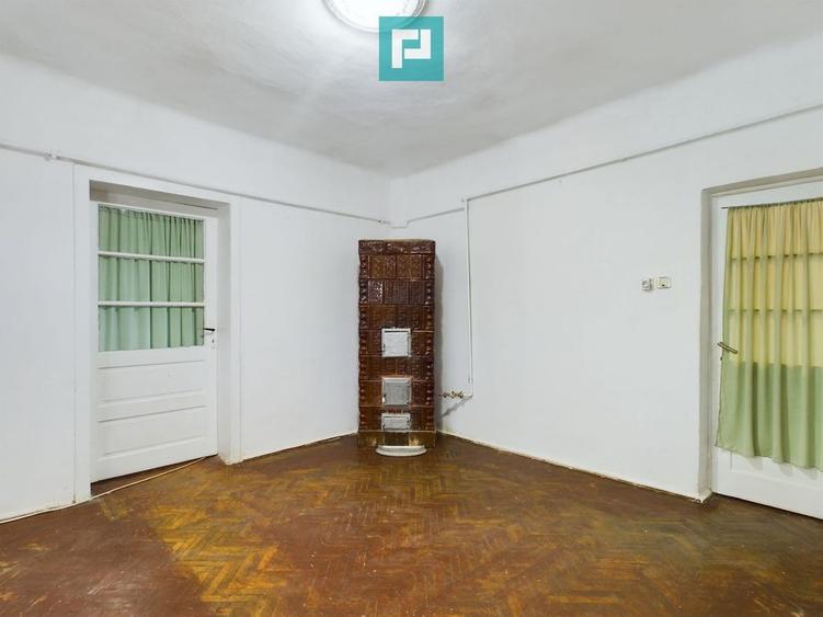 Casă cu 4 camere cu Teren 420 Mp în Șega