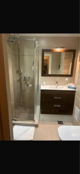 Apartament cu 3 camere decomandat în Răcădău
