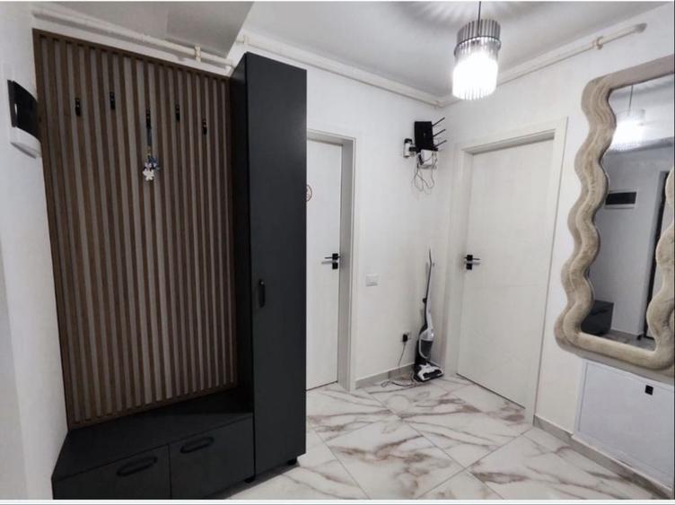 Apartament cu 3 camere decomandat în Chiajna