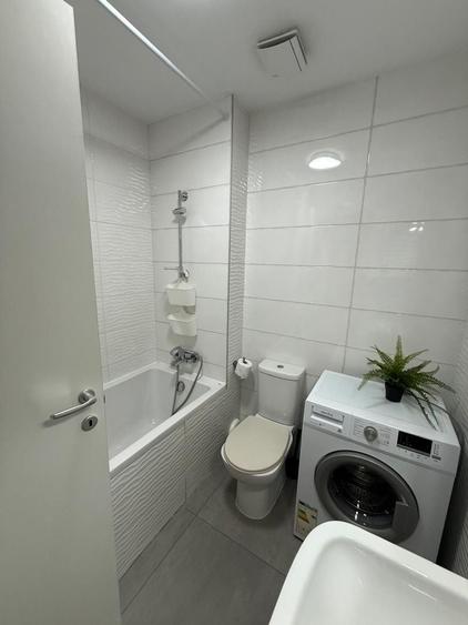 Apartament cu 2 camere, mobilat în Politehnica