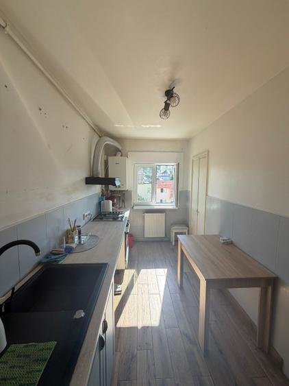 Apartament cu 2 camere decomandat în Ștrand