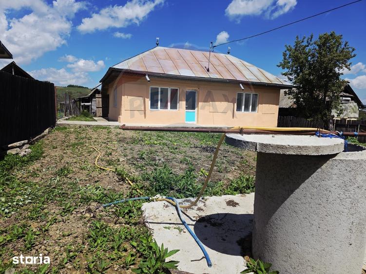 Casă cu 2 camere cu Teren 555 Mp în Ungureni