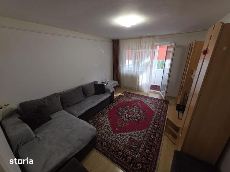 Inchiriez apart 2 cam zona Nord Cameliei - 1