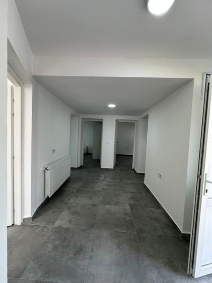 Casă cu 6 camere cu Teren 632 Mp în Palazu Mare