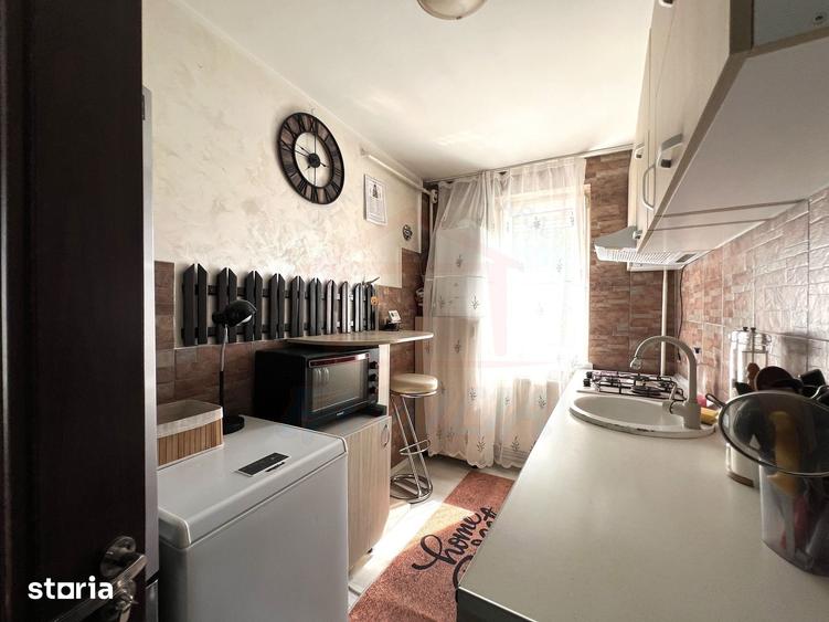 Apartament cu 2 camere decomandat în Micro 17