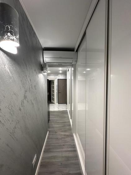 Apartament cu 3 camere decomandat în Dacia
