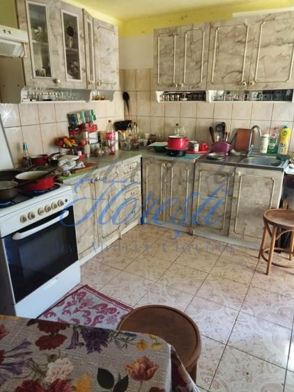 Casă individuală cu 3 camere cu Canalizare în Dâmbul Rotund