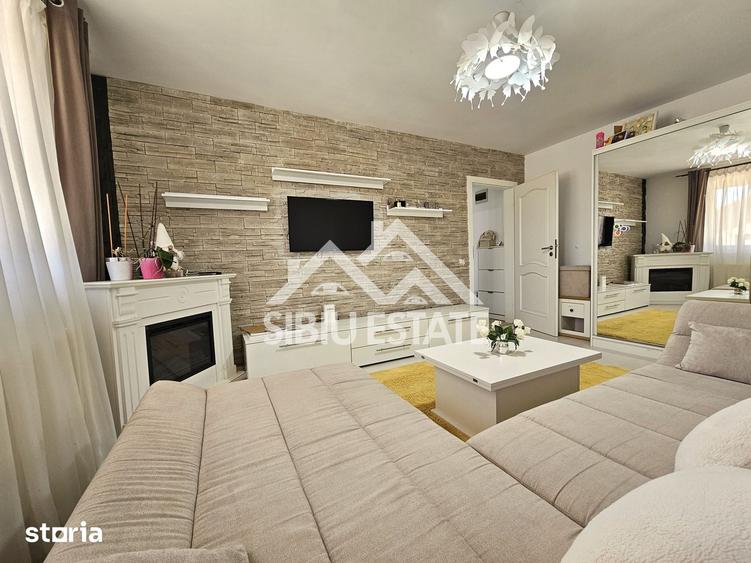 Apartament cu 2 camere decomandat în Central