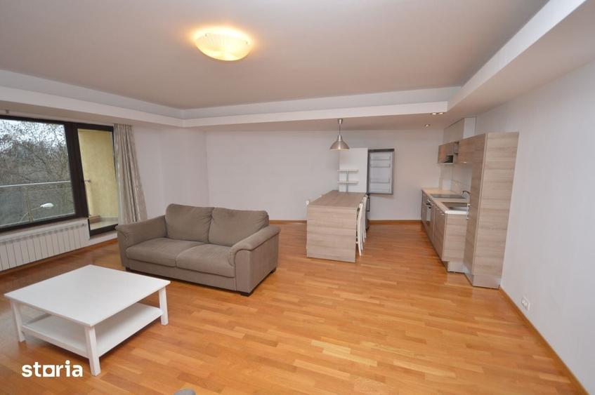 Apartament cu 3 camere în Băneasa