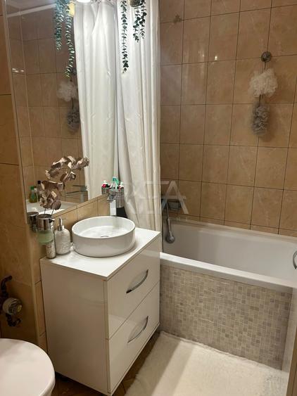 Apartament cu 3 camere decomandat, mobilat în Dristor