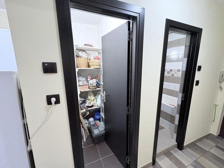 Apartament cu 2 camere decomandat în Berceni