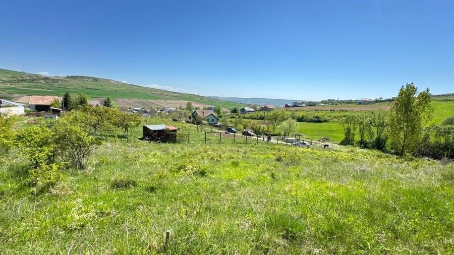 Teren Bardesti intravilan 900mp cu intrare din drumul judetean - 4