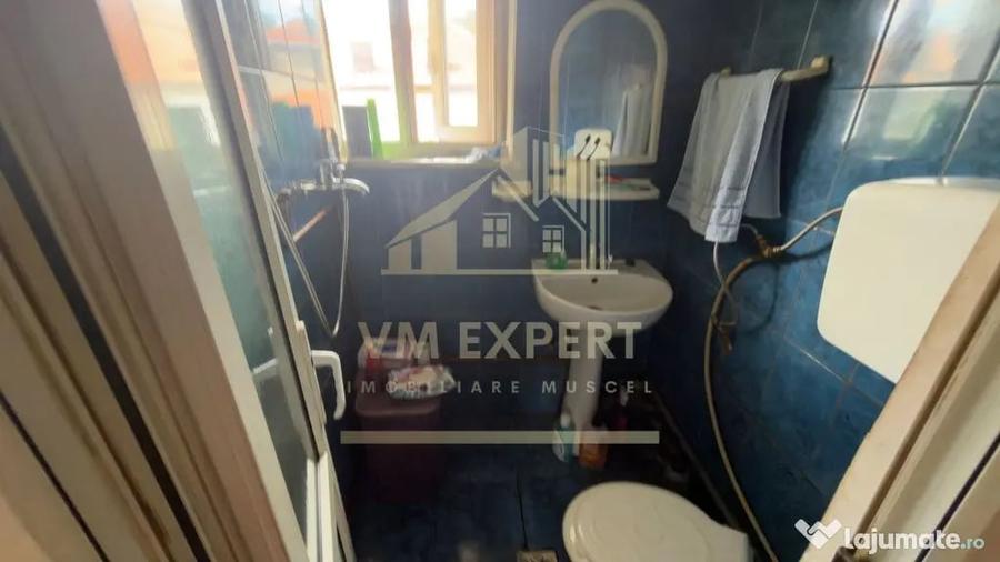 Casă cu 4 camere cu Teren 233 Mp în Sud