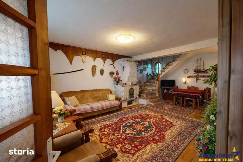 Proprietate rustica la 1 km de Castelul Bran:Doua unitati duplex, arhi - 10