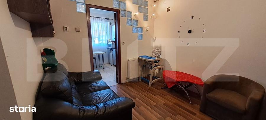 Apartament decomandat, 2 camere, 40 mp, etaj 4, zona Florilor - 1
