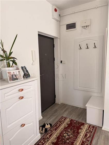 Apartament cu 2 camere decomandat, mobilat în Giroc