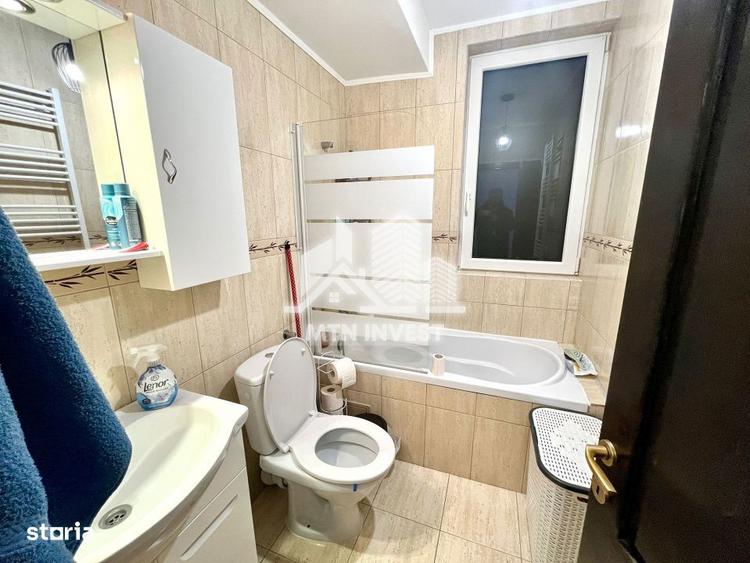 Casă cu 4 camere cu Teren 100 Mp în Central