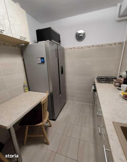 Apartament cu 2 camere decomandat în Drumul Taberei