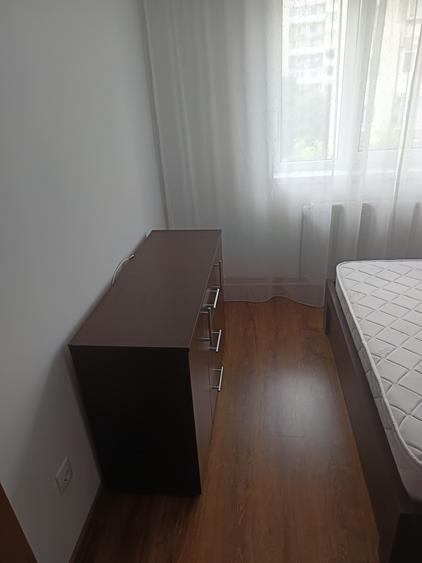 Apartament cu 2 camere decomandat în Ostroveni