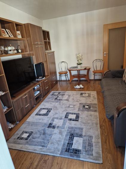Apartament cu 2 camere decomandat, mobilat în Astra — fotografia 1