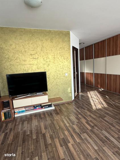 Apartament cu 3 camere în Florești — fotografia 1