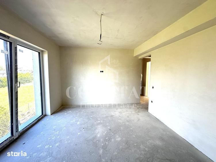 Casă cu 4 camere în Luna